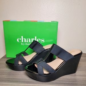 Charles David Flexi Size 10 Like New in Box. Black Stretchy Wedge
